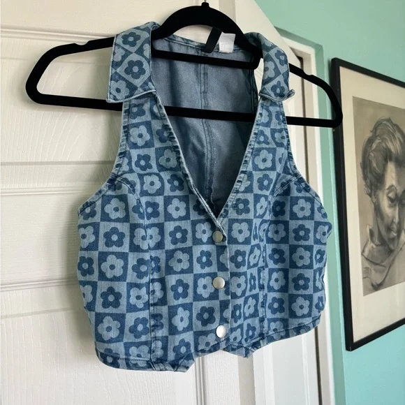 H&M 70s inspired Floral Blue Denim Vest - Picture 1 of 5